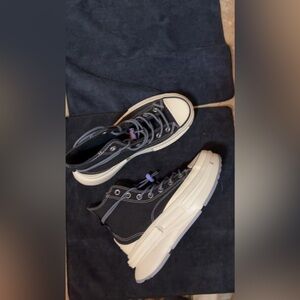 brand new platform hike converse without tags or box